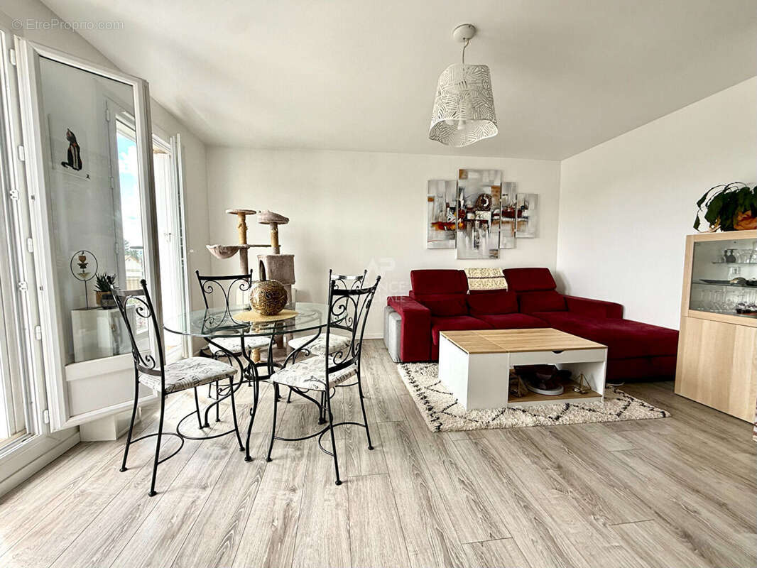 Appartement à CARRIERES-SOUS-POISSY