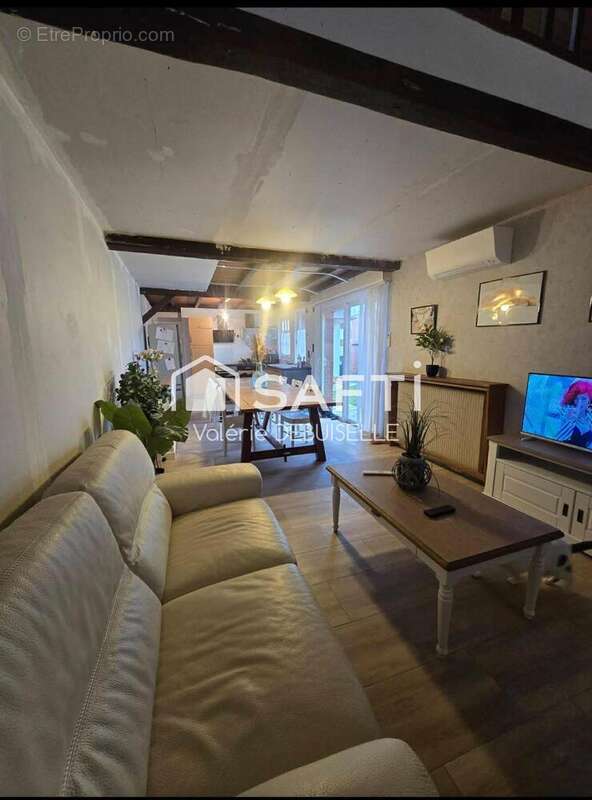 Photo 8 - Maison à ALLOUAGNE