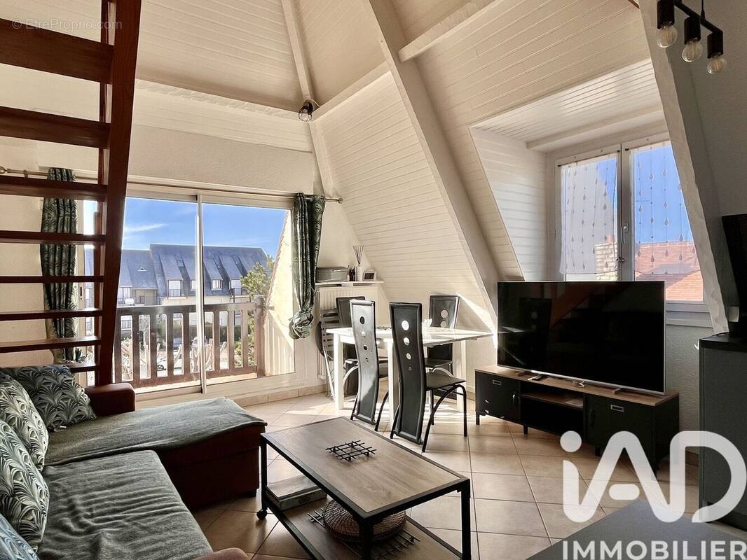 Photo 1 - Appartement à BLONVILLE-SUR-MER