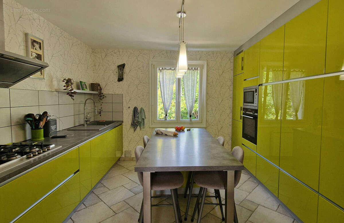 Maison à VAISON-LA-ROMAINE