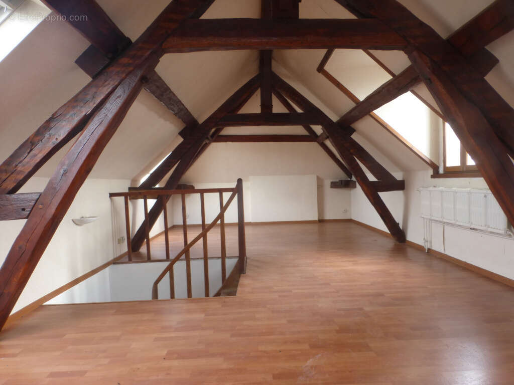 Superbe maison bourgeoise de 160 m2 hab avec sous-sol grand garage de 30 m2 sur 270 m2 de terrain clos au calm - photo 15