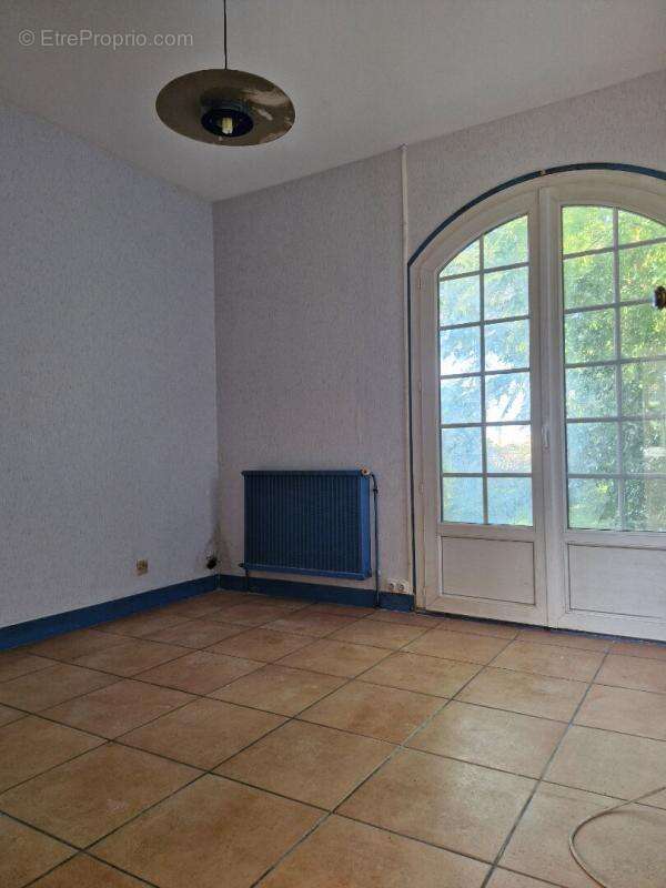 Maison à LE HAILLAN