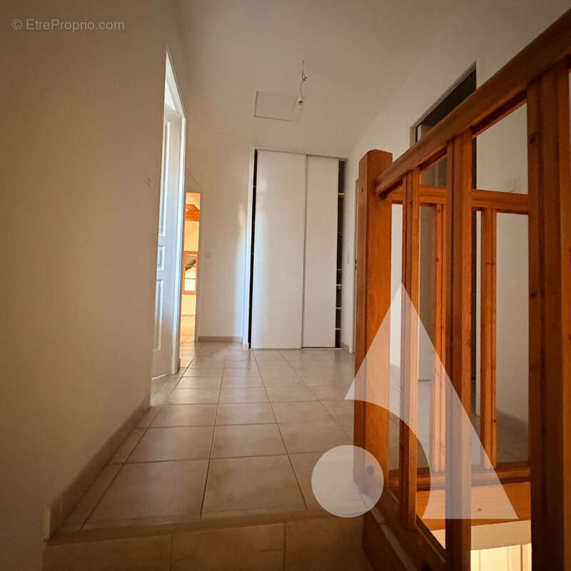 Maison familiale Les Noës Pres Troyes 6 pièce(s) 118m2 - photo 10