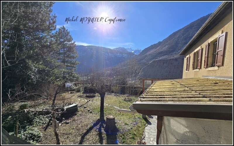 Maison à L'ARGENTIERE-LA-BESSEE