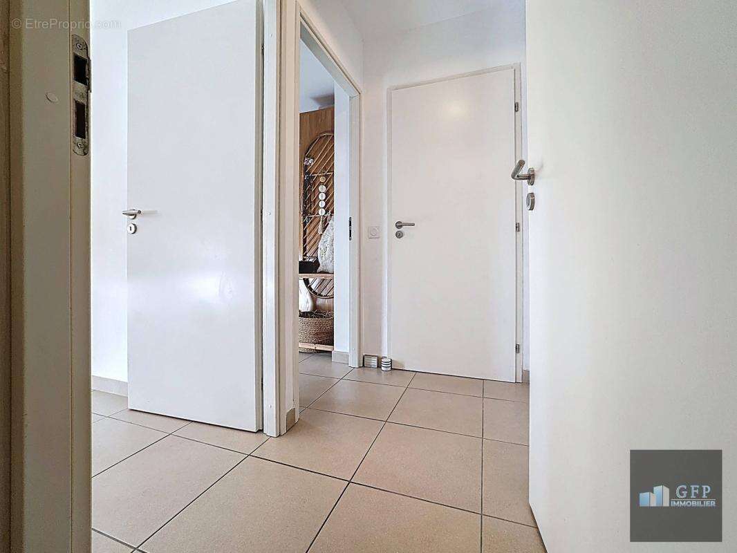 Appartement à BORMES-LES-MIMOSAS