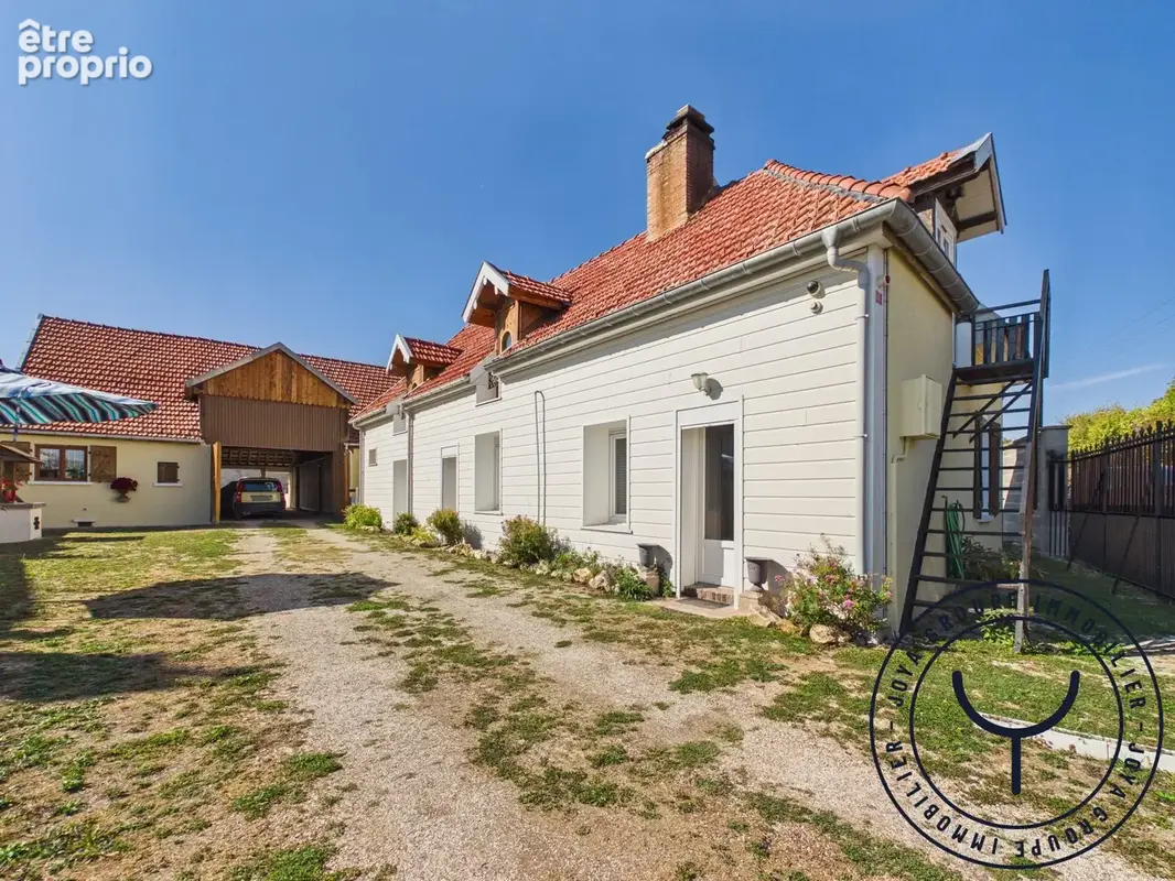Maison à VALLANT-SAINT-GEORGES