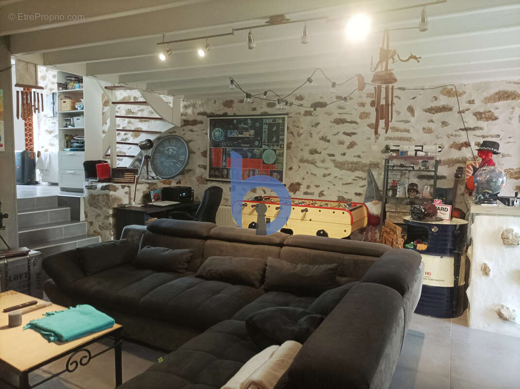 Maison à LA CHAPELLE-PALLUAU