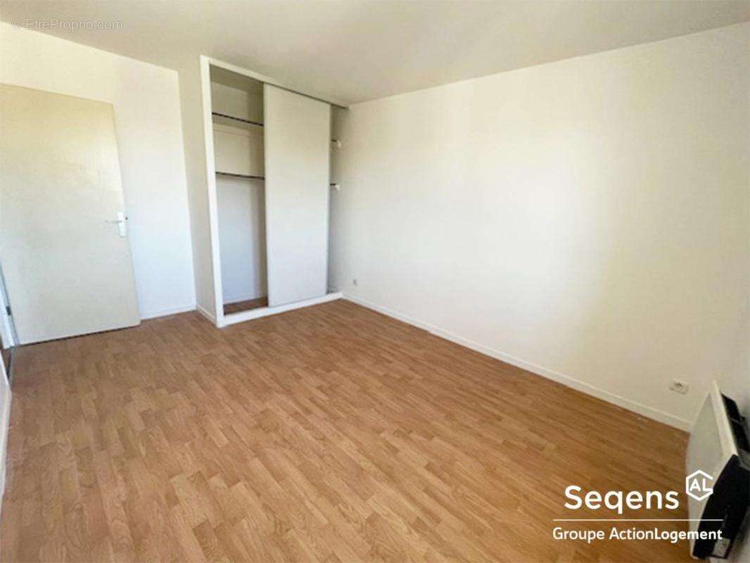 Appartement à LES MUREAUX