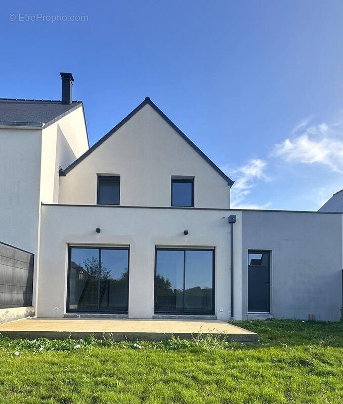 Maison à LA MEZIERE