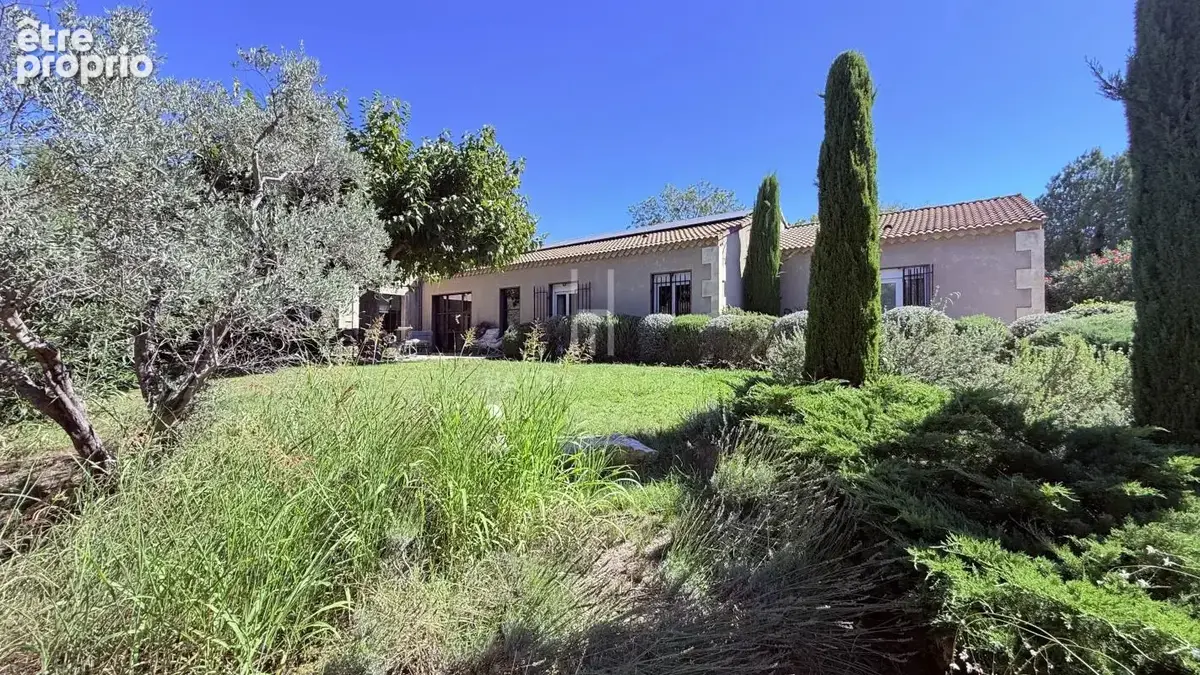 A FONTVIEILLE, en collines, Maison avec 5 chambres et piscine - photo 26