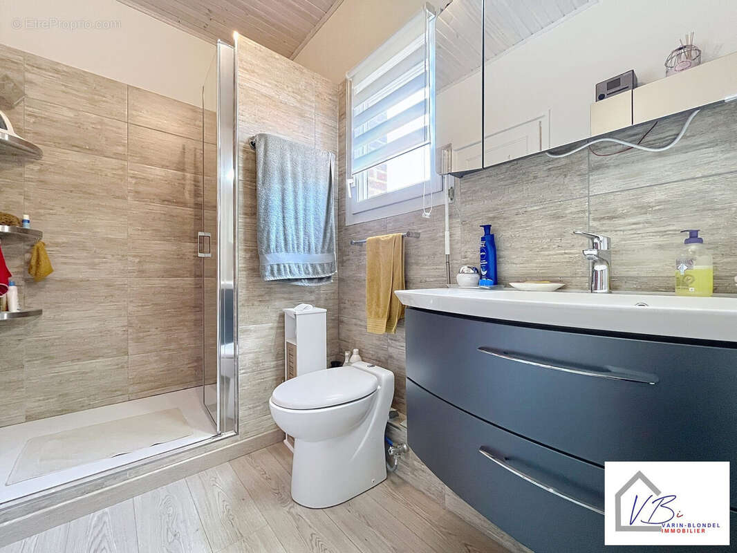 Maison à LILLEBONNE