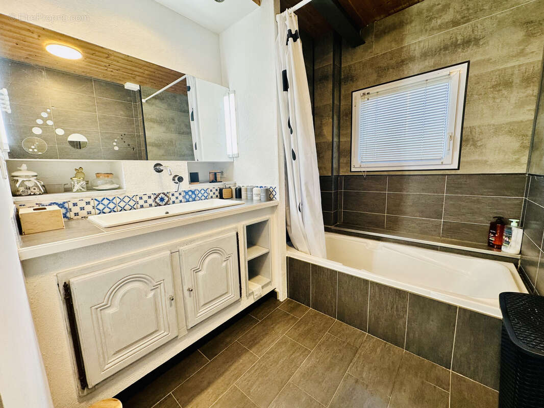 Maison à SALVAGNAC-CAJARC