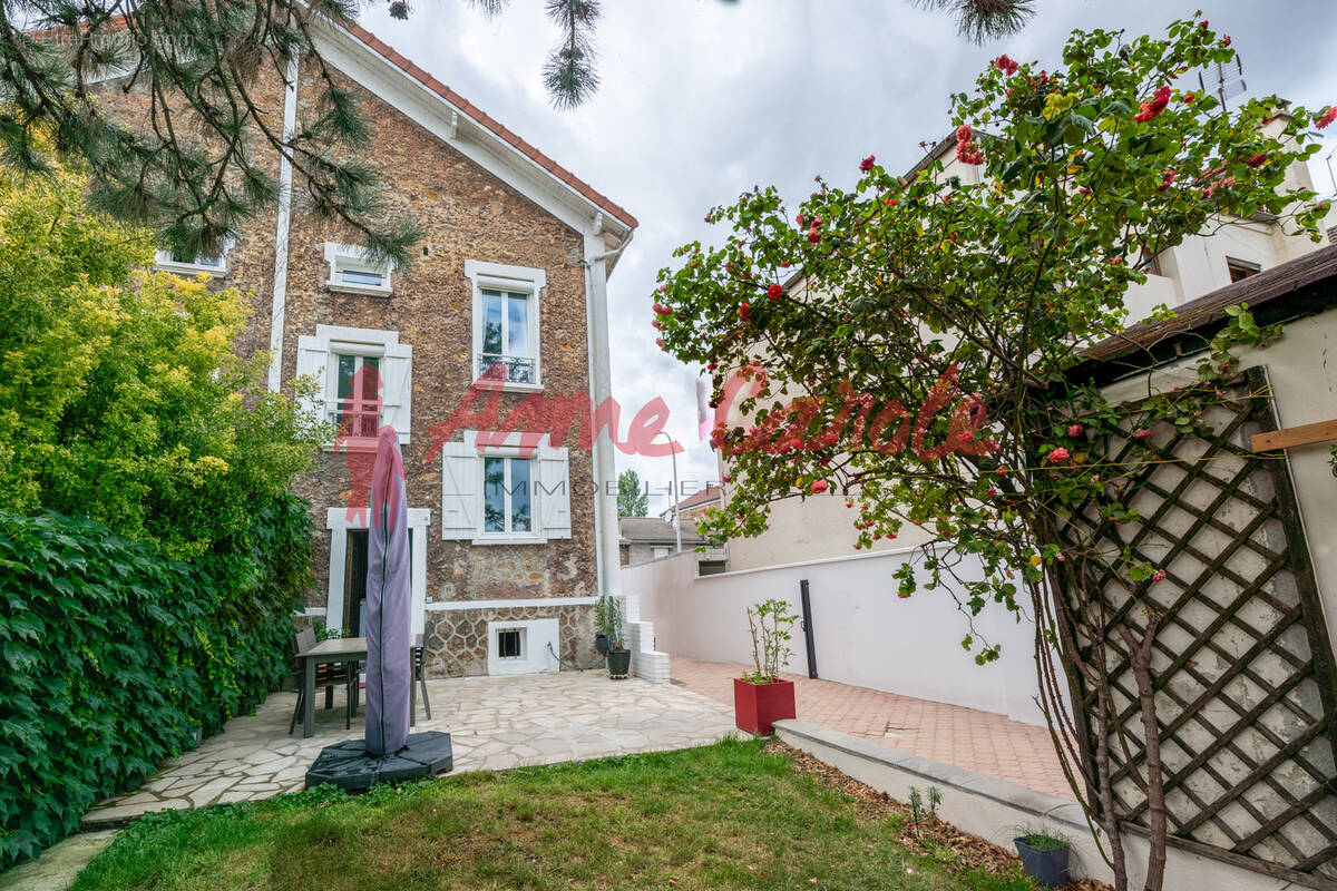 Maison à LE PERREUX-SUR-MARNE