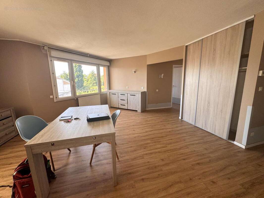 Appartement 76 m² à Roanne  - photo 6