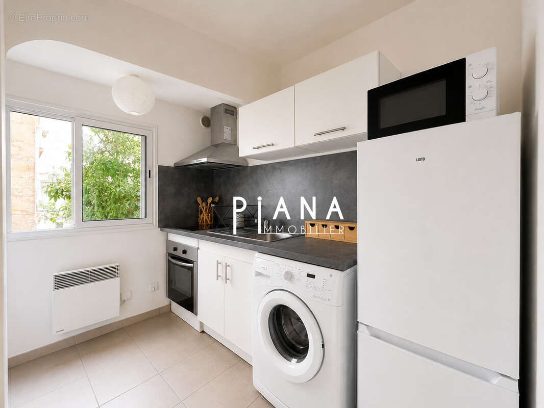 Appartement à MARSEILLE-5E