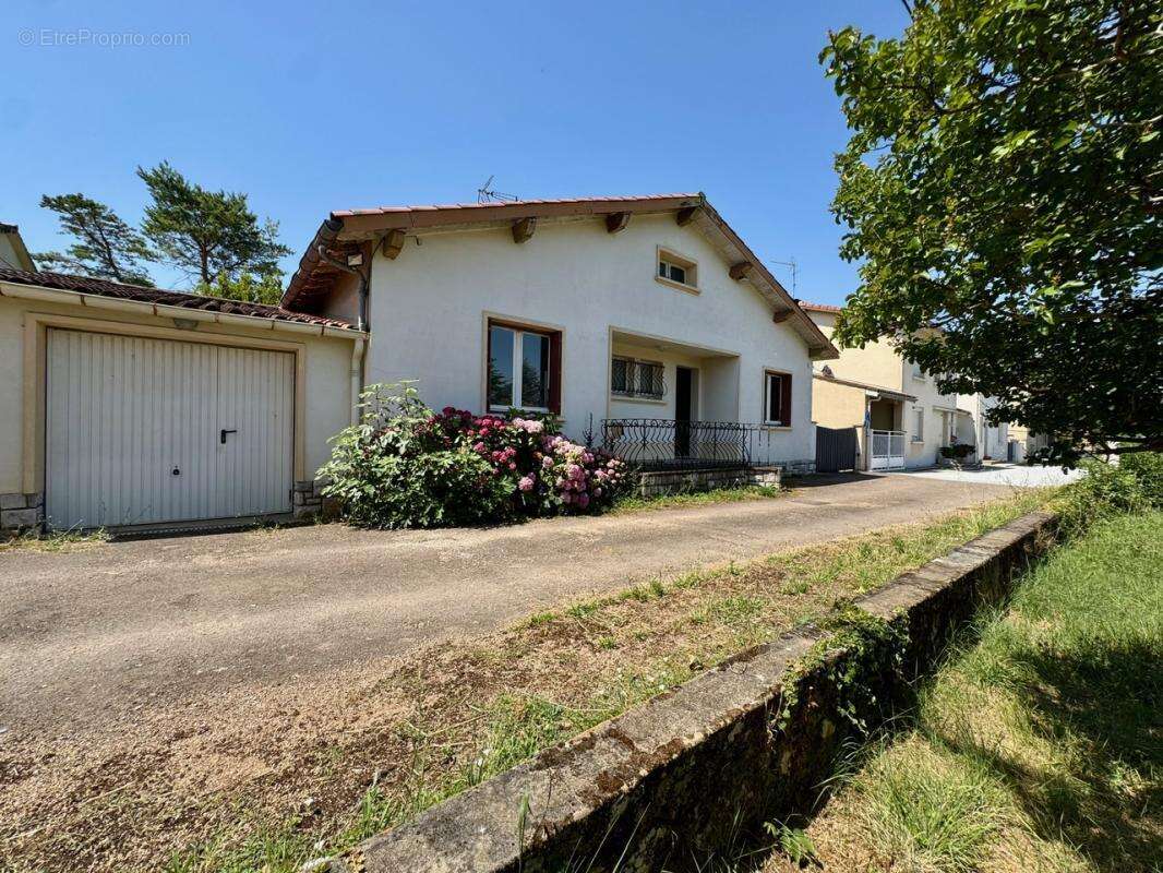 Maison à LAGARRIGUE