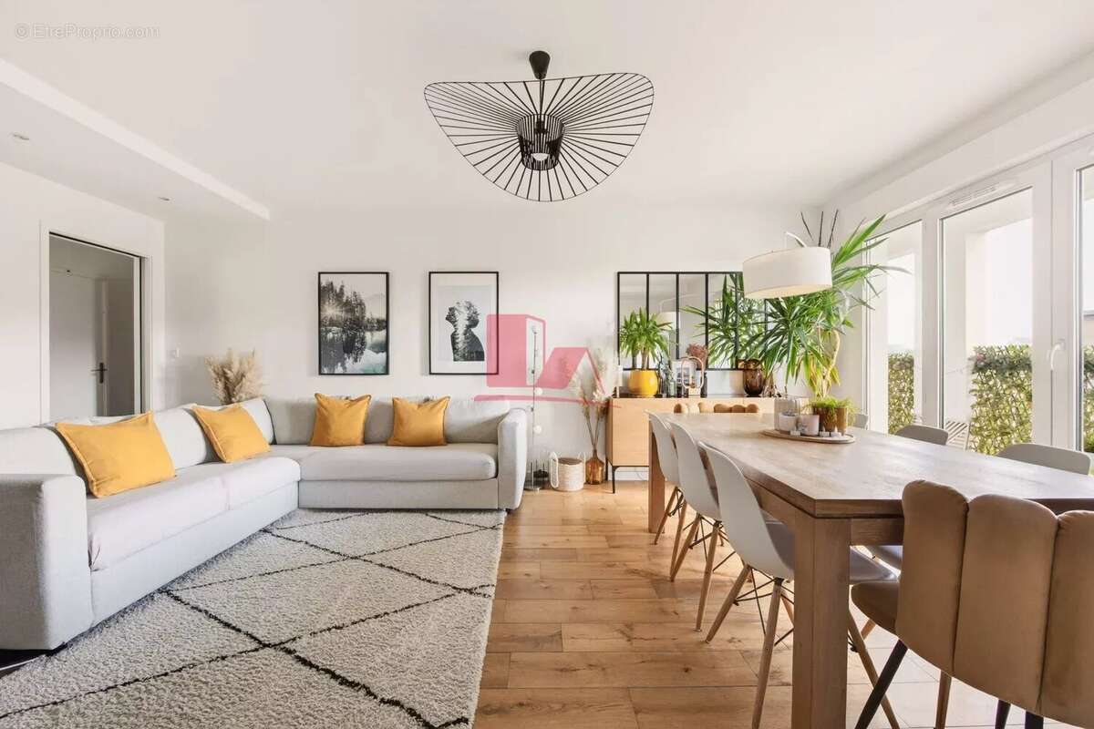 Appartement à ISSY-LES-MOULINEAUX