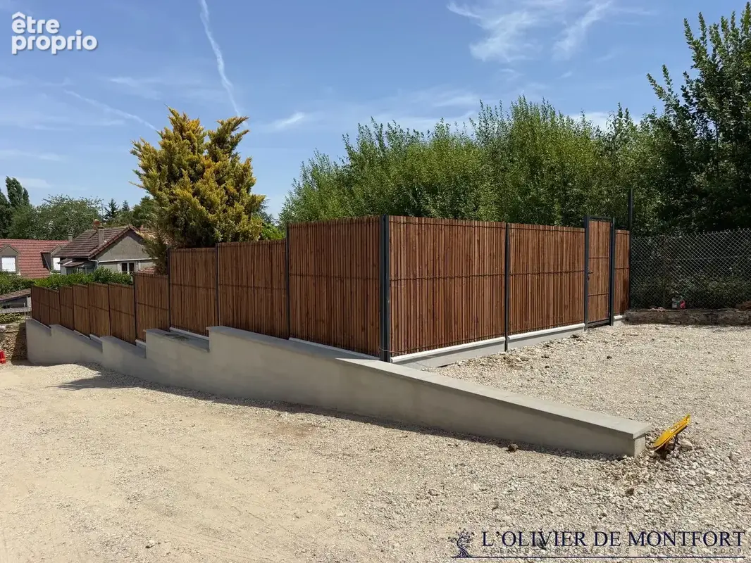 Terrain constructible de 246 m² - photo 5