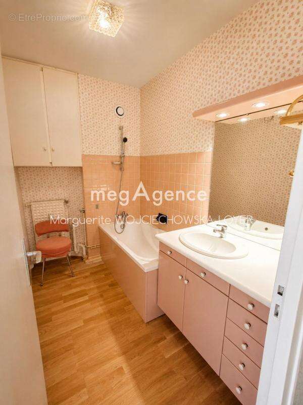 Appartement T2 avec garage - Coeur de ville - photo 6