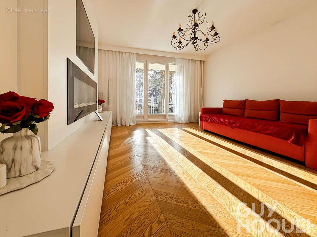 Appartement à VERSAILLES