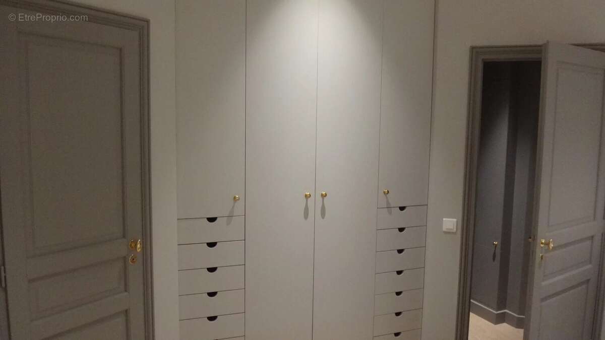 Appartement à PARIS-4E