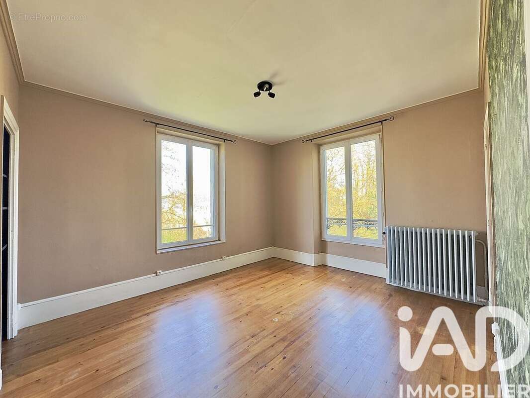 Photo 6 - Maison à VILLEBON-SUR-YVETTE