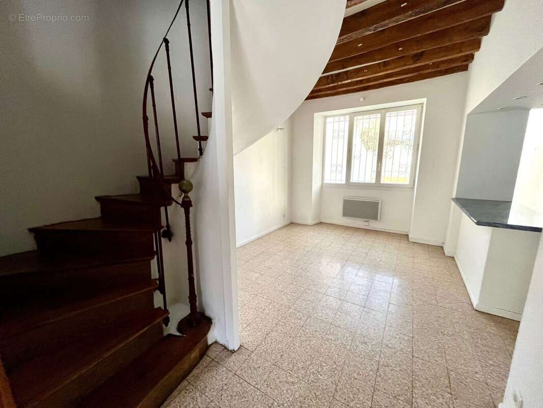 Maison à MALESHERBES