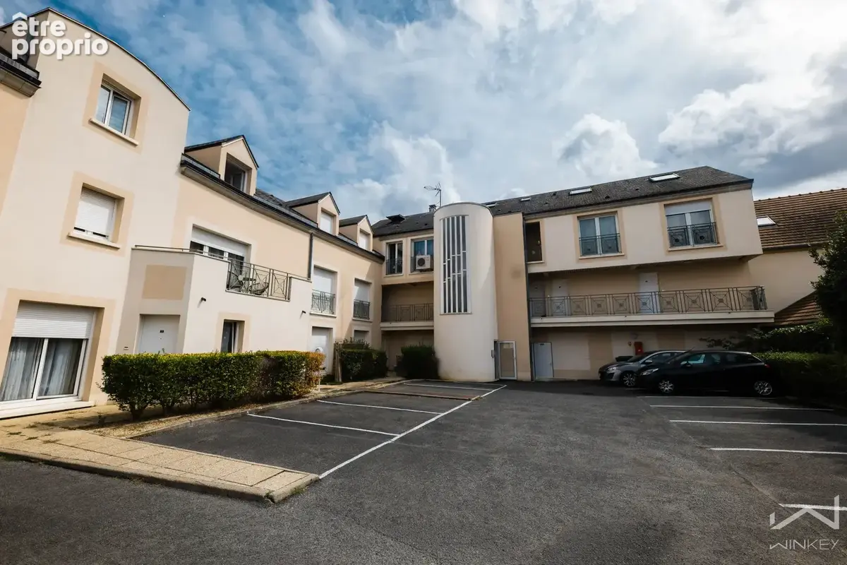 Duplex en dernier étage avec climatisation et fort potentiel - photo 8