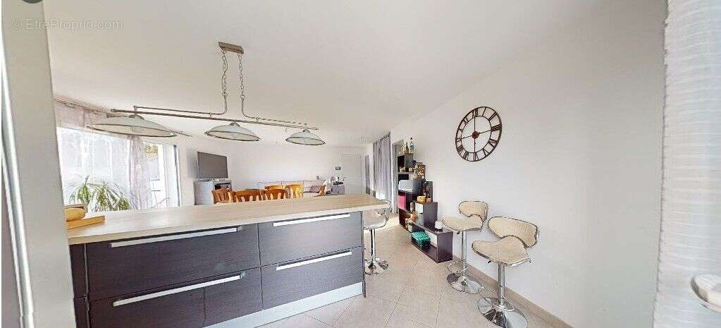 Maison à SAINT-MATHIEU-DE-TREVIERS