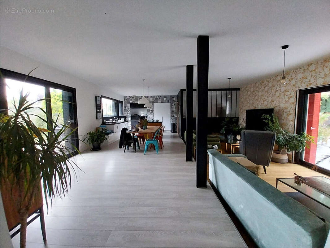 Maison 230m² à montamisé - photo 5