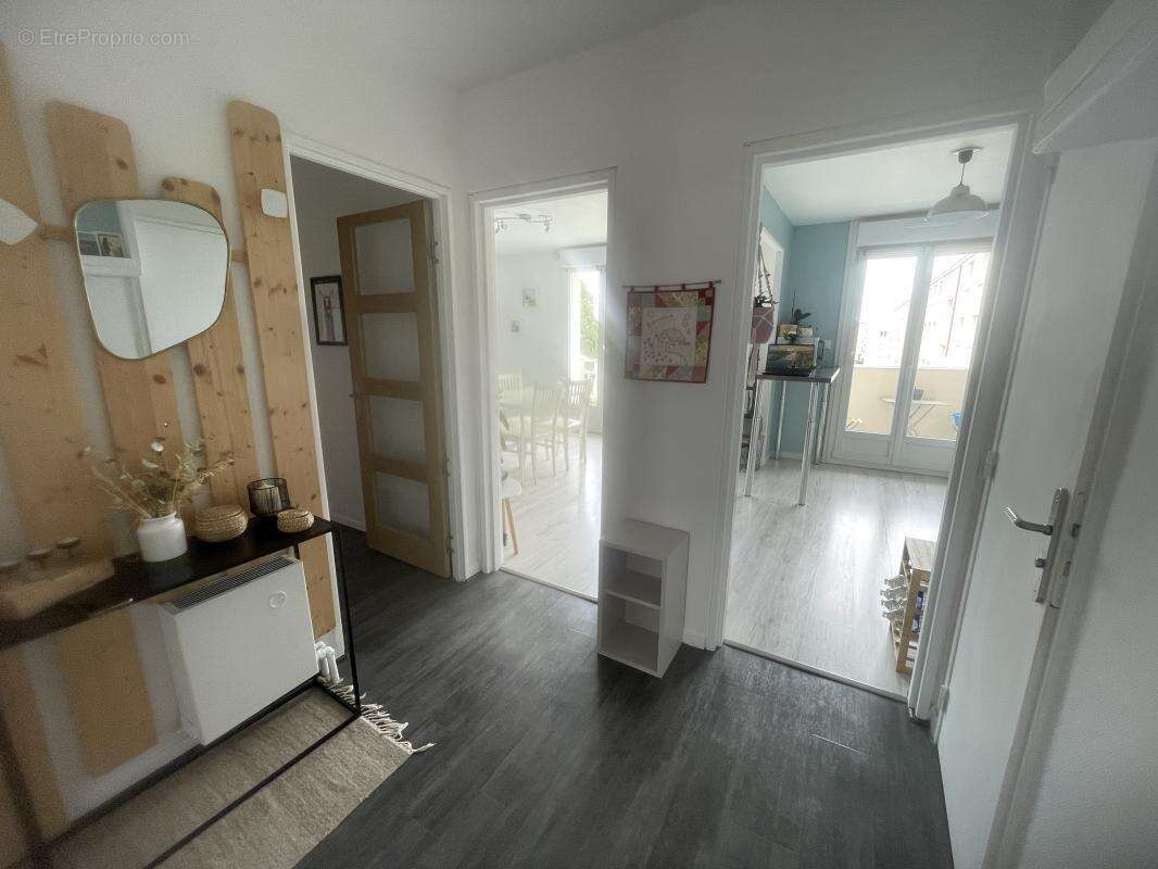 Appartement rénové - photo 12