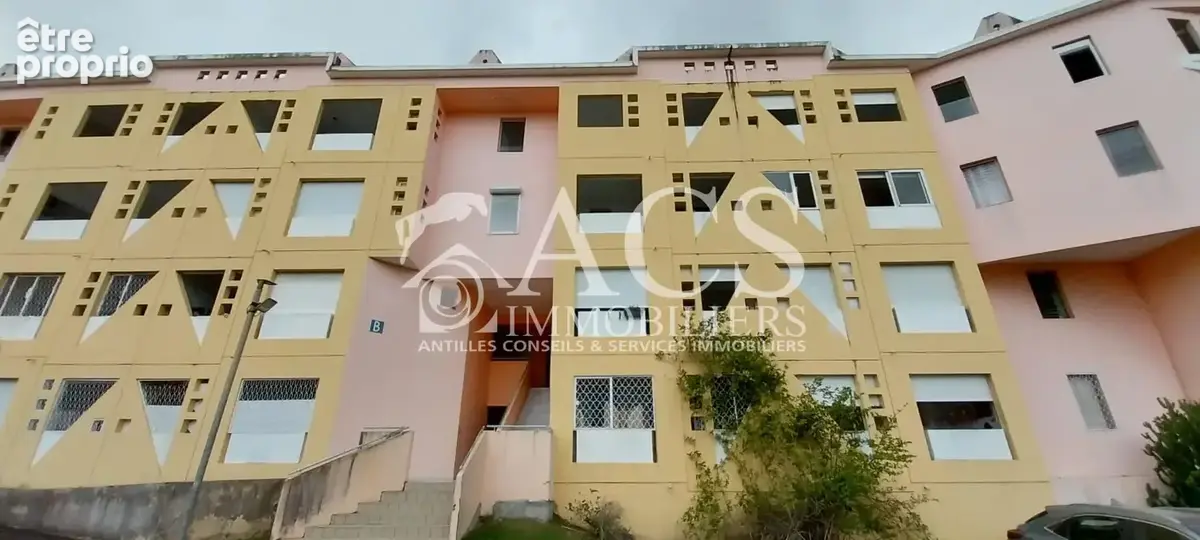 Photo Appartement à Schoelcher au prix de 160 000€