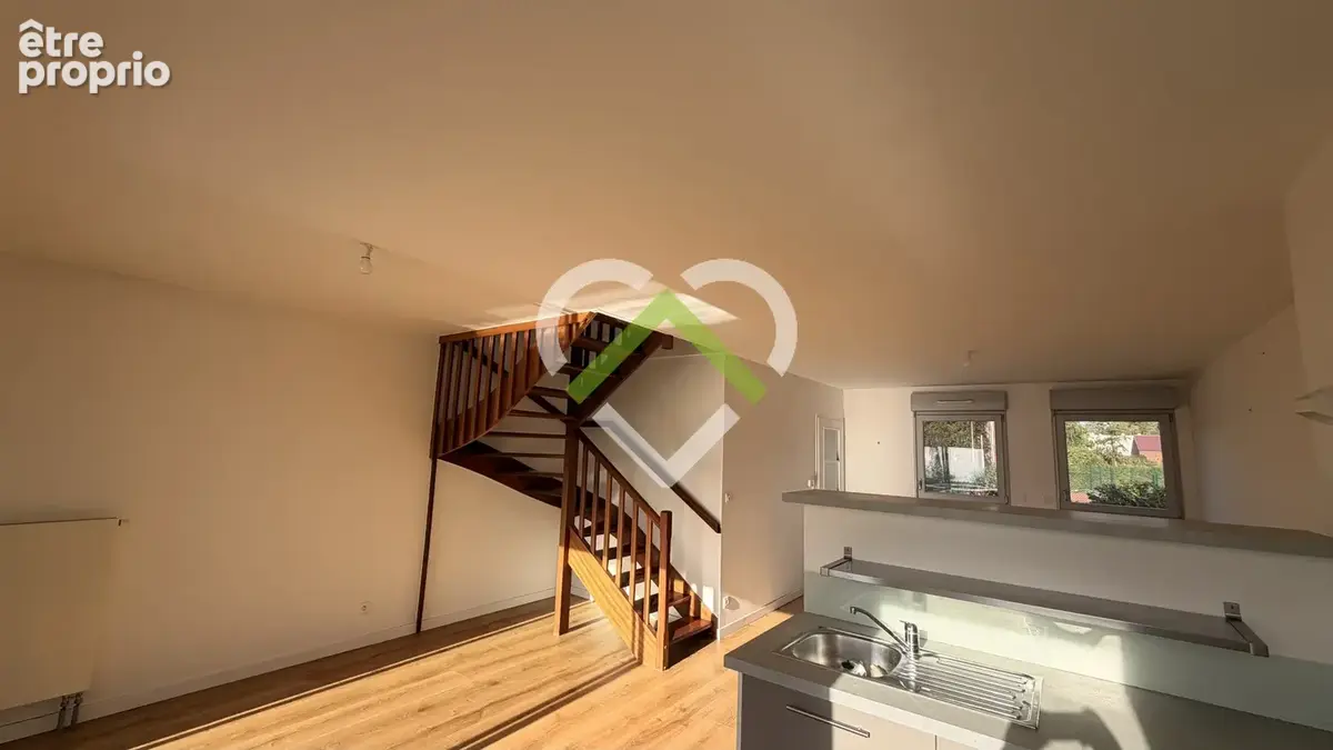 Duplex avec terrasse et vue sur les tennis - photo 3