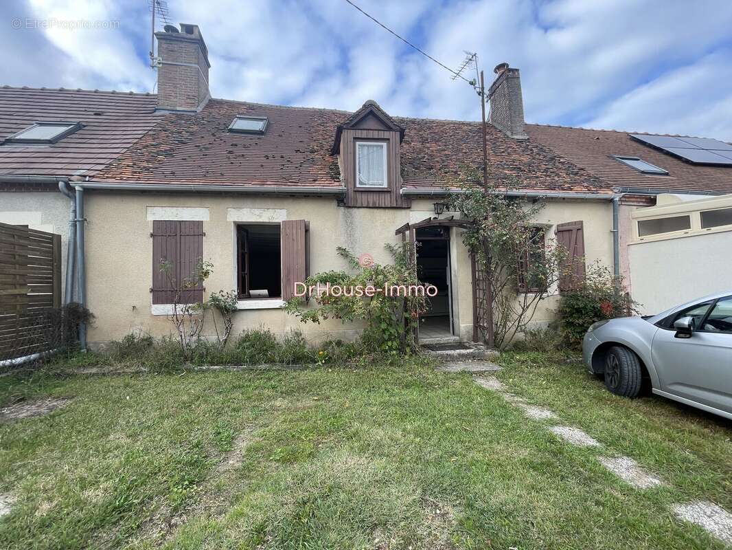 Maison à LION-EN-SULLIAS