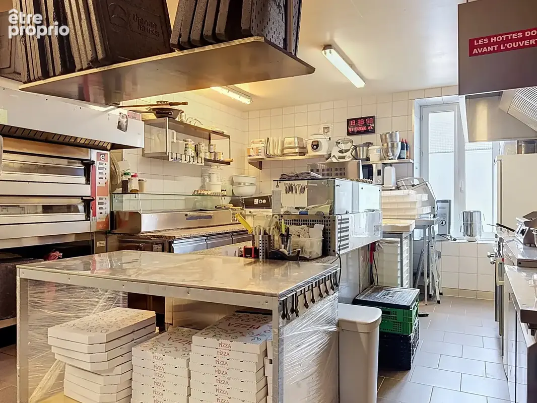 Ensemble immobilier avec restaurant de 180m2 + surface à aménager de 172m2 et annexe sur 11 ares - photo 8