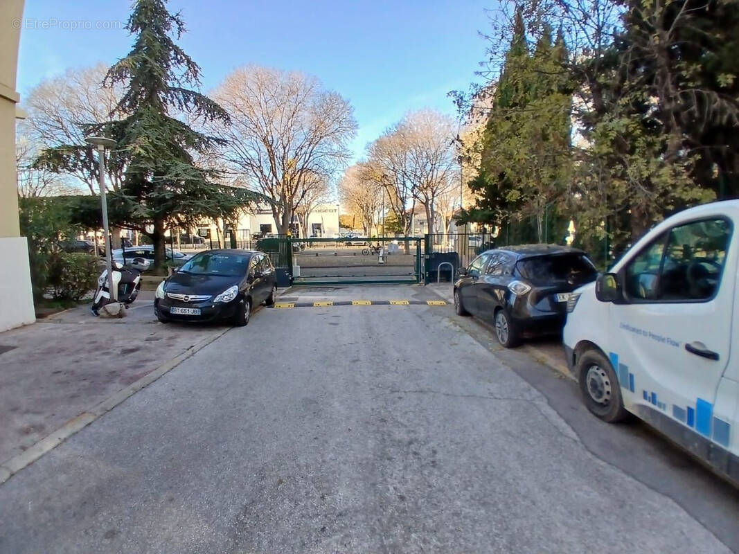 Appartement à MARSEILLE-9E