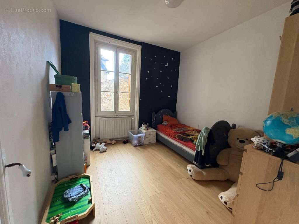 Appartement à SAINT-JUST-SAINT-RAMBERT