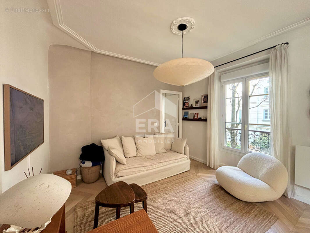 Appartement à LEVALLOIS-PERRET