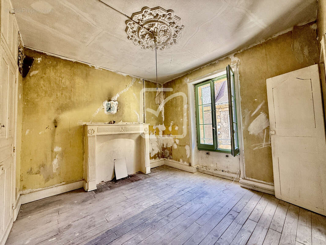 Appartement à SARLAT-LA-CANEDA