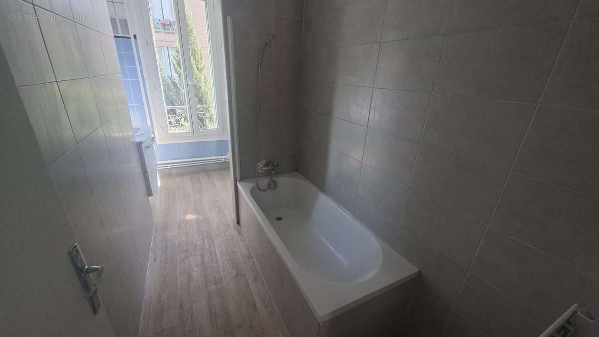 Appartement 42 m² à Le Bourget  - photo 5