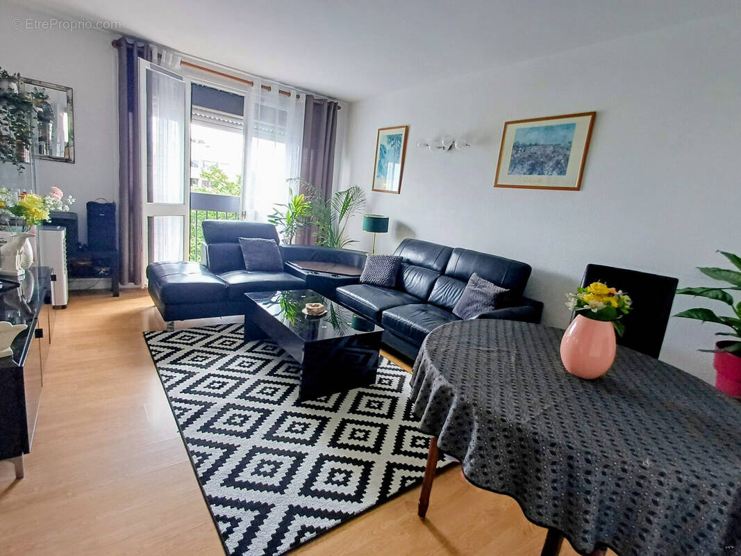 Appartement à COLOMIERS