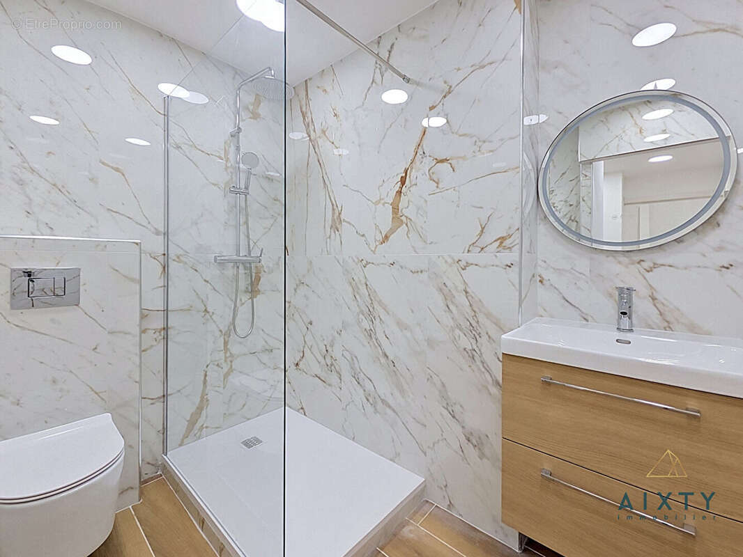 Appartement à MARSEILLE-6E