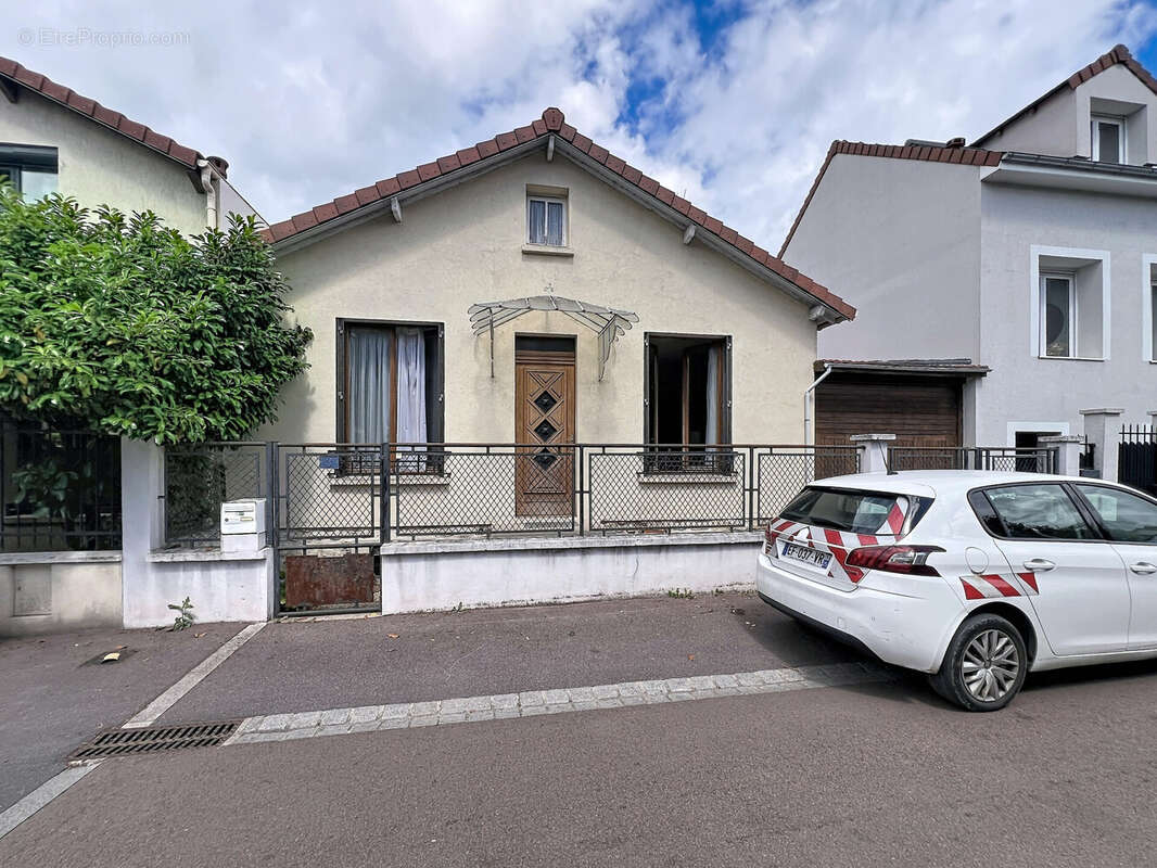 Maison à RUEIL-MALMAISON