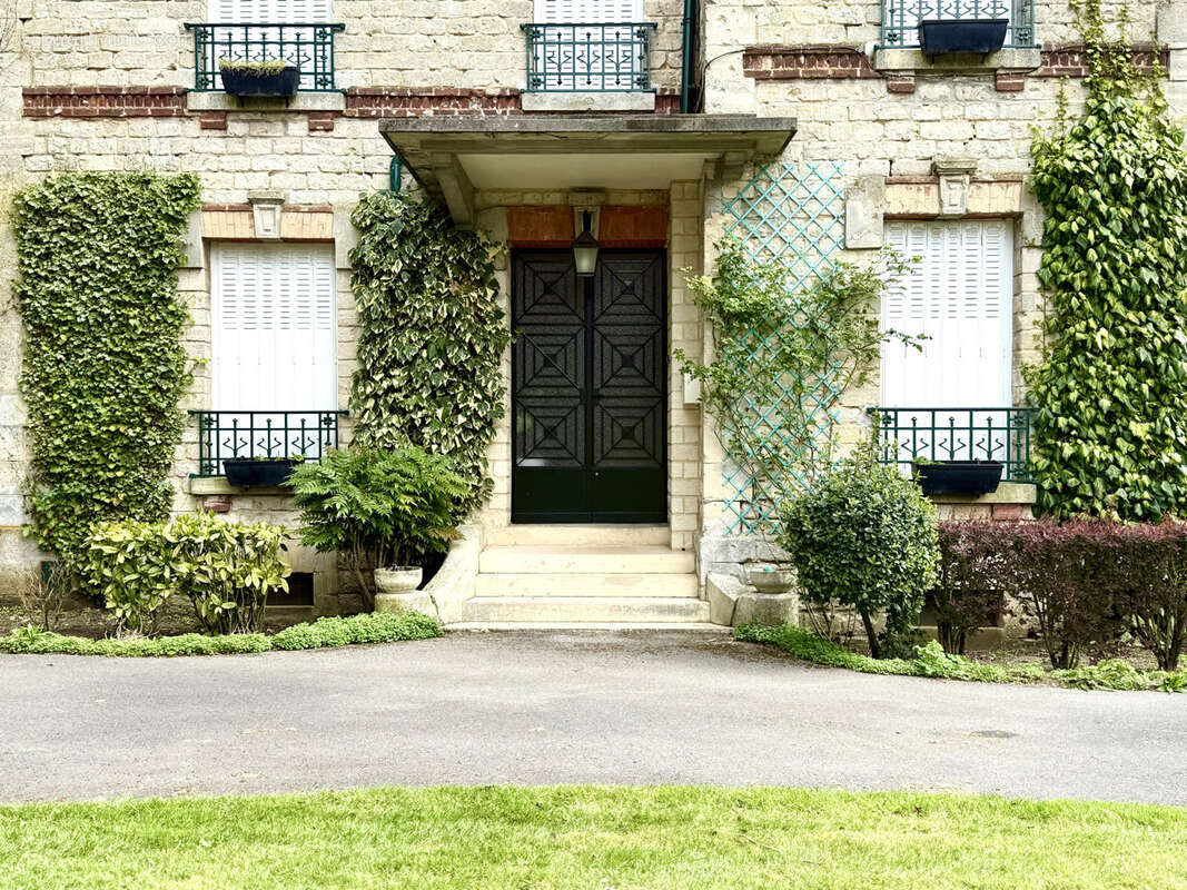 Maison à CHAMOUILLE