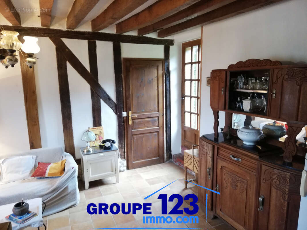 Maison à CHAMPIGNELLES