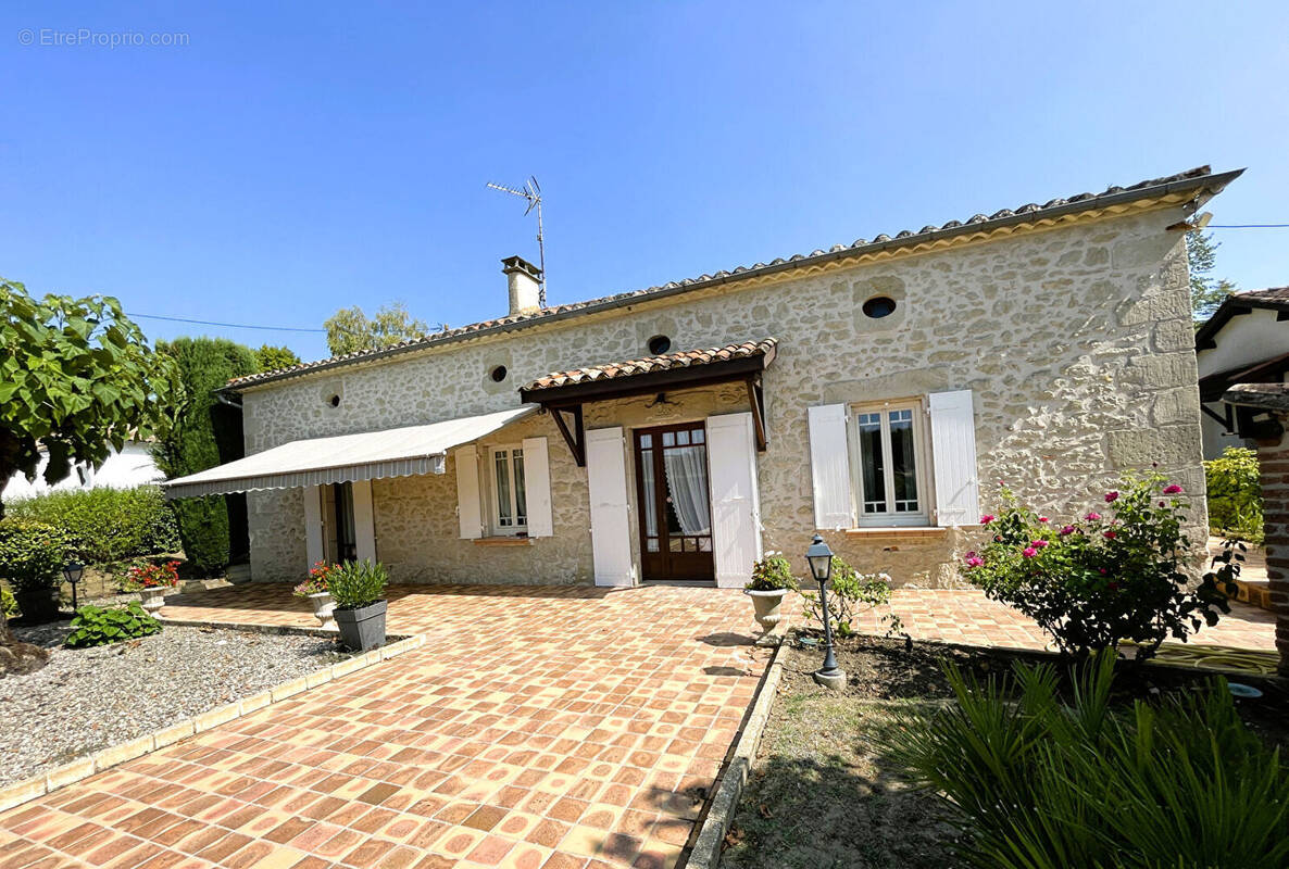 Maison à DAUSSE
