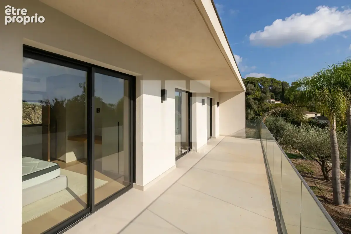 Mougins : domaine privé - au calme - villa contemporaine 4 ch - photo 14