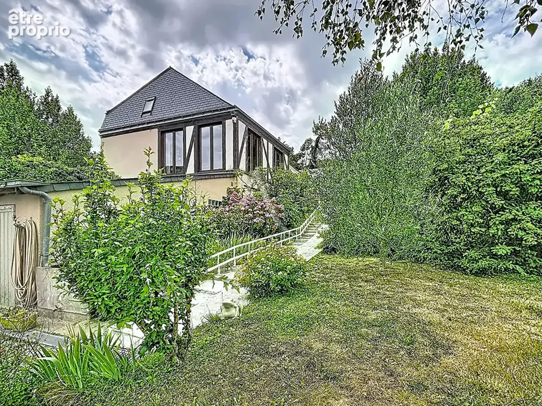 Maison à BOUCHEMAINE