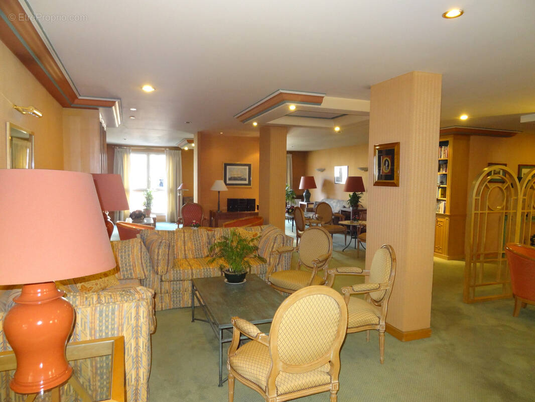 Appartement à VERSAILLES