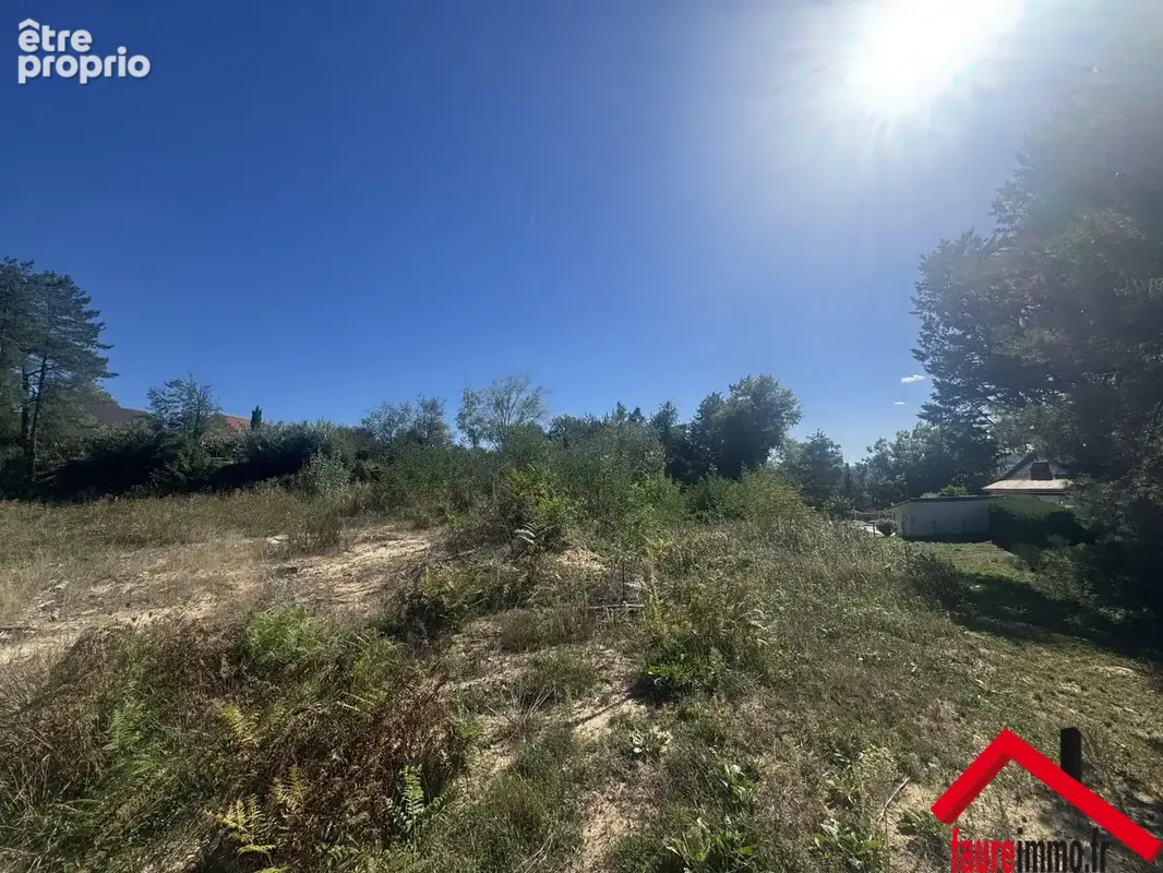 Terrain constructible à Saint-Viance en Corrèze - photo 4